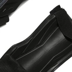 Protège-tibias Match Enfant Adidas Tiro -Sport Vêtements Magasin adidas hn5613 3 hardware photography detail view 2 white