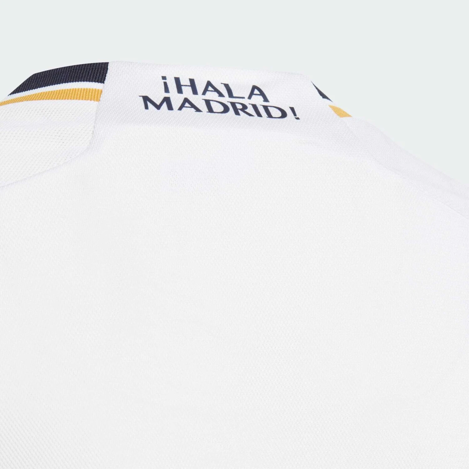 ADIDAS Kit Enfant Domicile Real Madrid 2023/24 11 ADIDAS Kit Enfant Domicile Real Madrid 2023/24 – Image 9