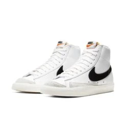 Baskets Femme Nike Blazer Mid '77 Vintage -Sport Vêtements Magasin nike cz1055 100 phcfh001 nw