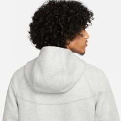 Sweatshirt à Capuche Full Zip Nike Tech Fleece Windrunner -Sport Vêtements Magasin nike fb7921 063 phsym004